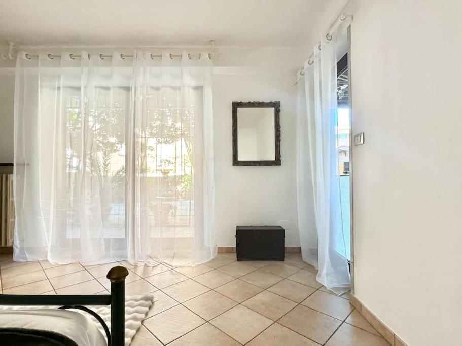 Casa Nel Verde - 4 Posti Letto Apartment Chiaravalle Ngoại thất bức ảnh